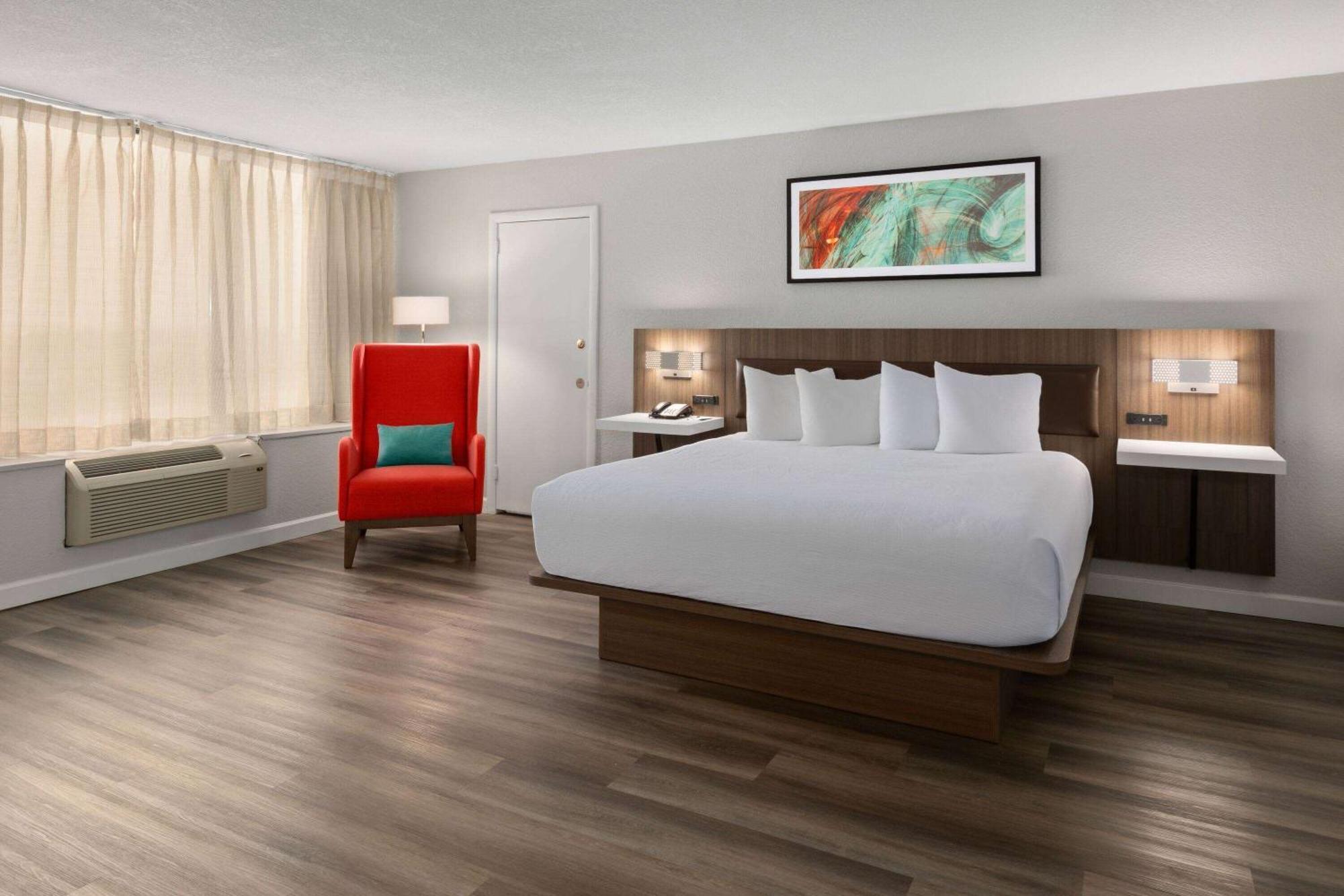 Wyndham Garden Norfolk Downtown Hotel Bagian luar foto